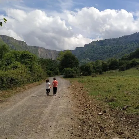 Mendiko Baserria Apartamento *